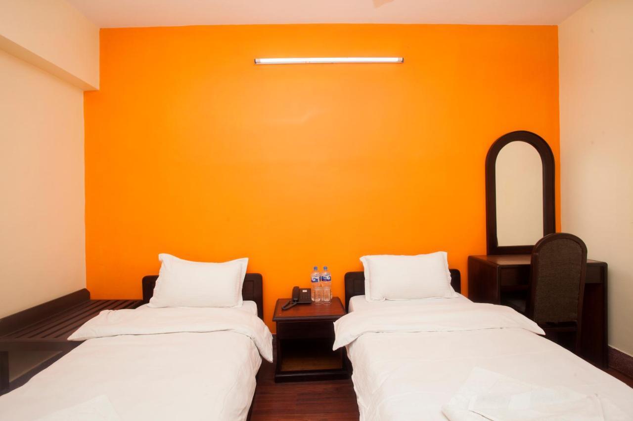 Hotel Green Horizon Катманду Екстер'єр фото