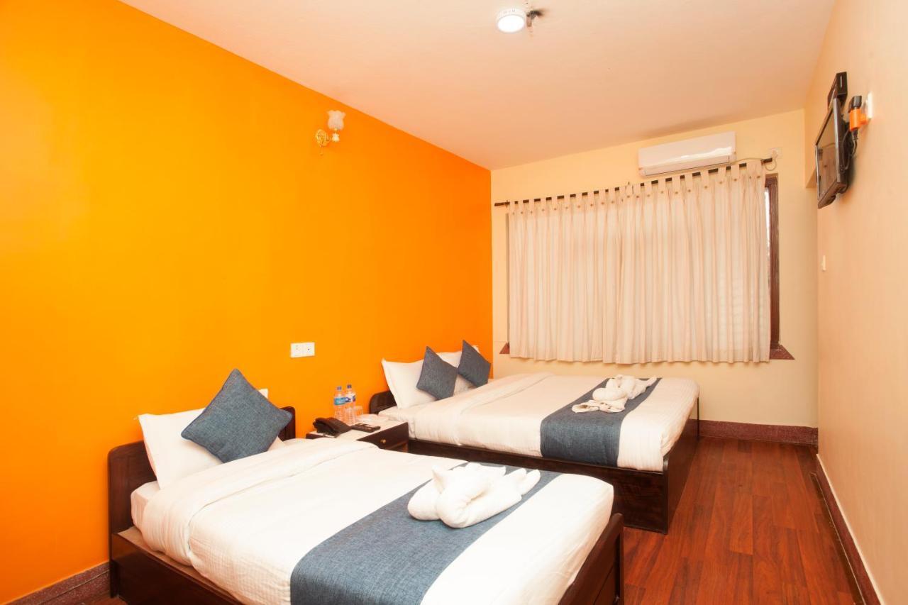Hotel Green Horizon Катманду Екстер'єр фото